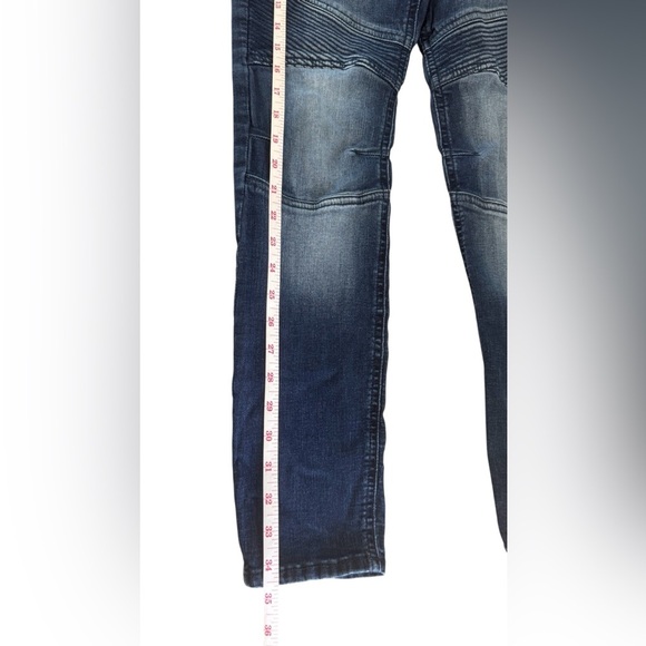 Slim Blue Jeans with Distressed Details - Picture 7 of 8